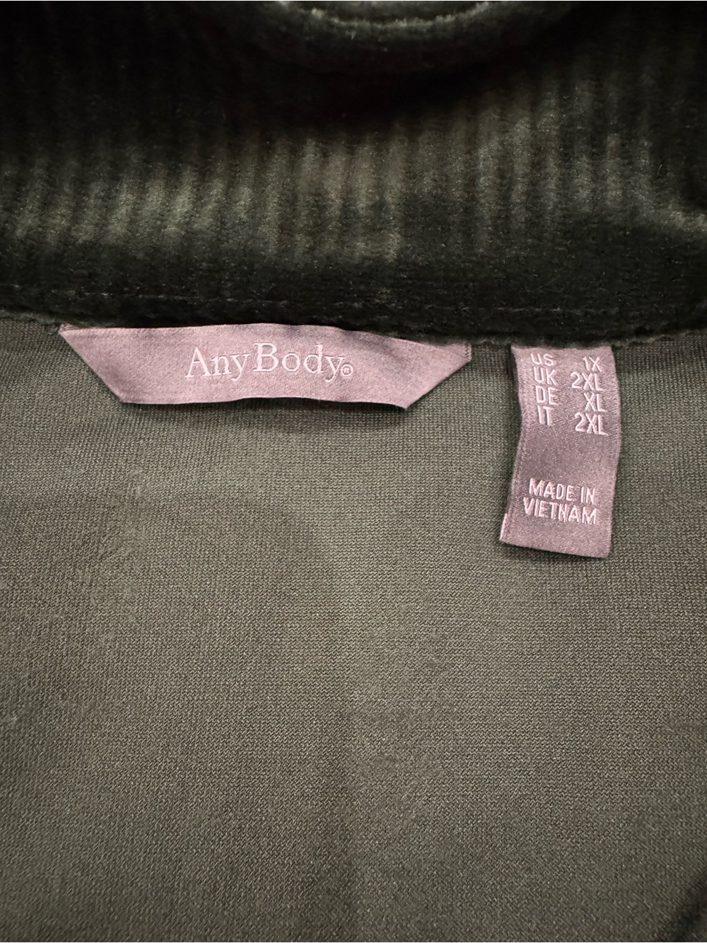 AnyBody Ribbed Velour Zip Front Tunic. - Picture 7 of 7